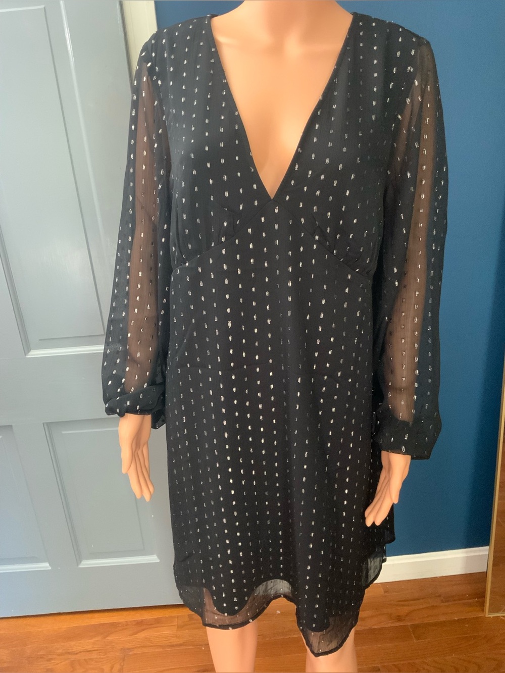 Old Navy Black Long Sleeve V-Neck Mini Dress with Silver Dot Accents